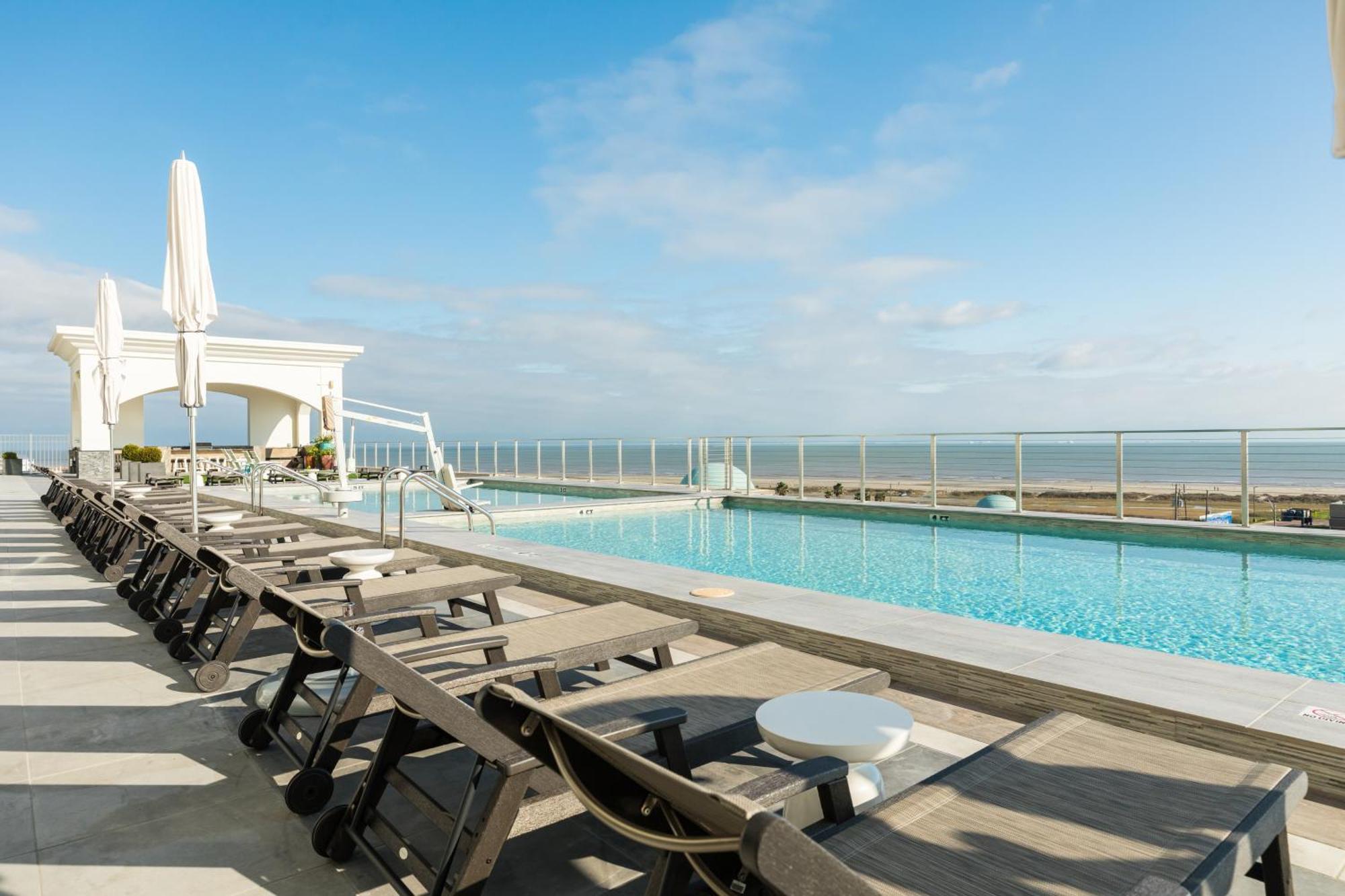 Emerald By The Sea Retreat กาลเวสตัน ภายนอก รูปภาพ